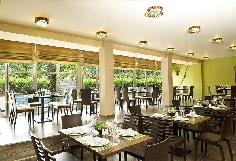 فندق Congo Palace