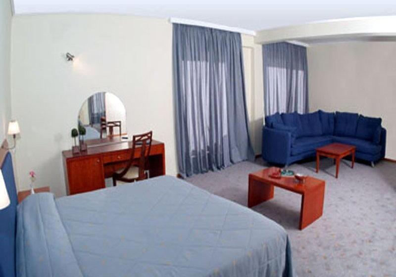 فندق Congo Palace