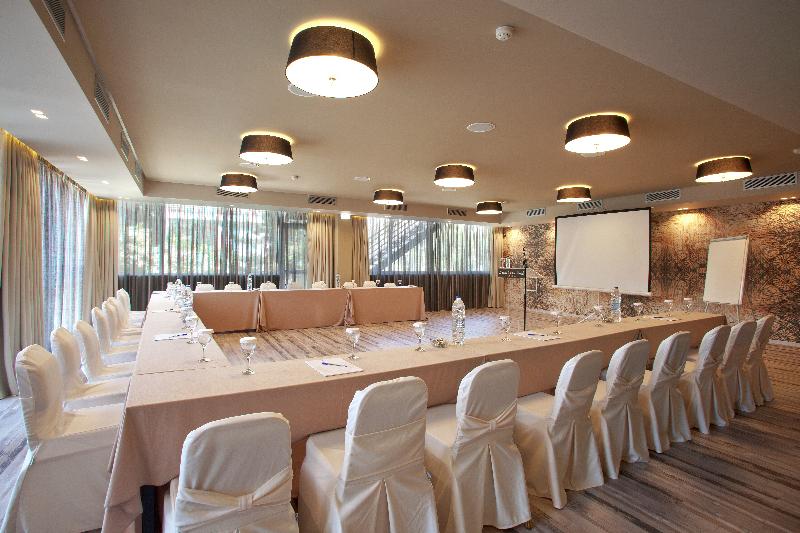 فندق Congo Palace