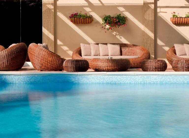 فندق Congo Palace