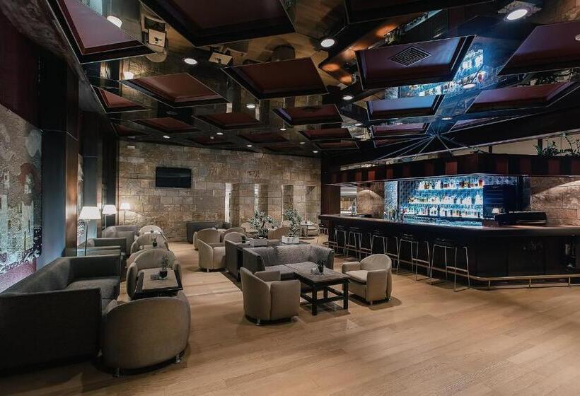 酒店 Corfu Holiday Palace