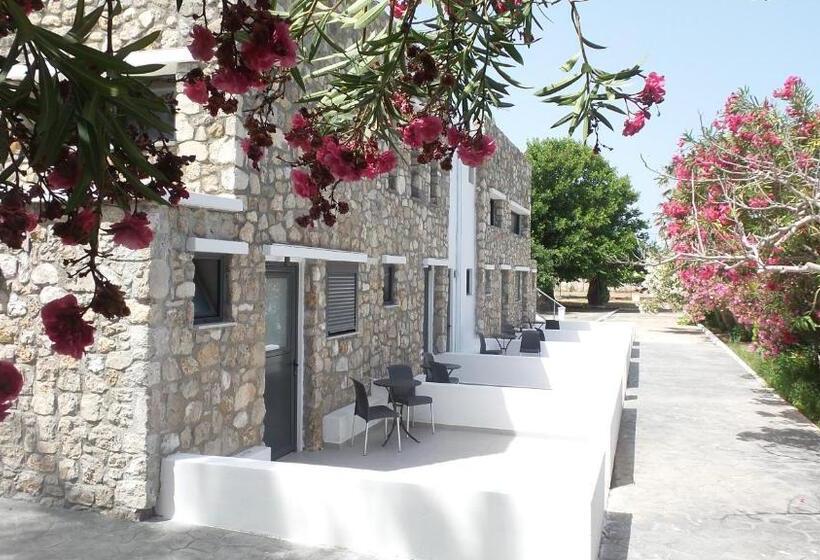 ホテル More Meni Cosmopolitan