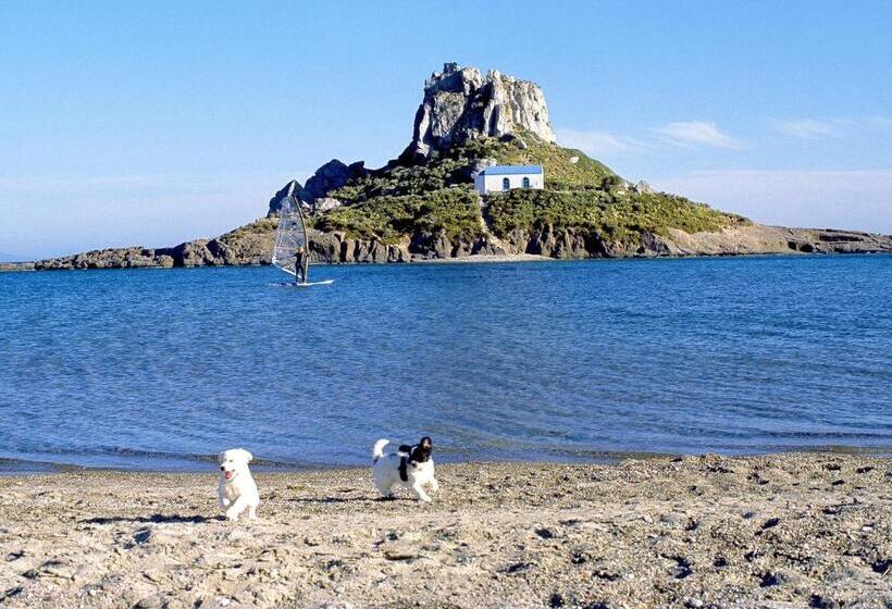 ホテル More Meni Cosmopolitan