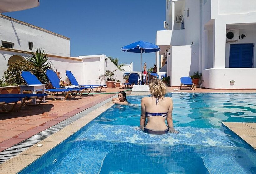 בית מלון כפרי Cyclades