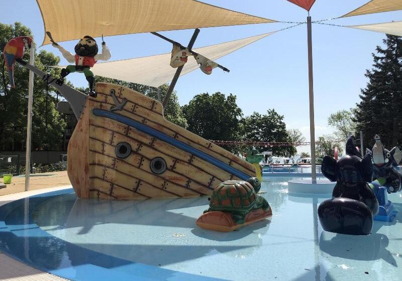 Danubius Hotel Marina