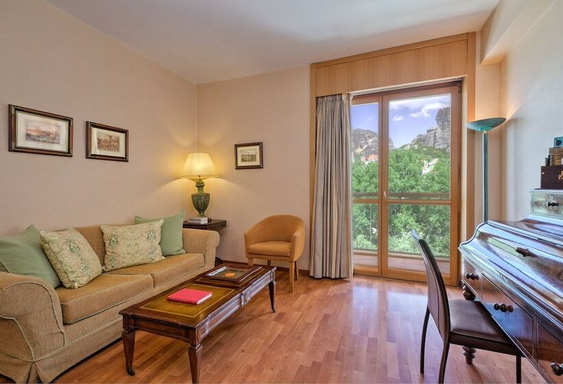 فندق Divani Meteora