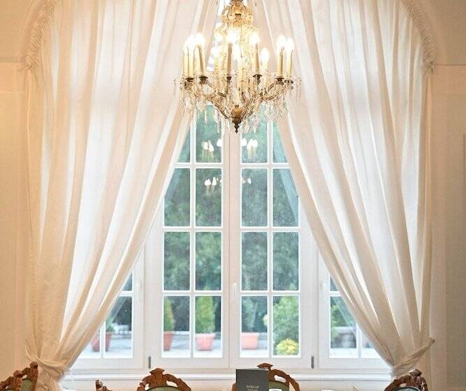 Отель Eger & Park