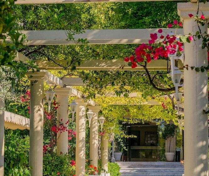 ホテル Filerimos Village