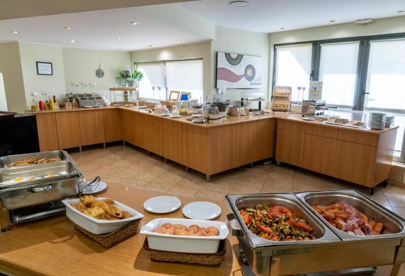 Отель Four Seasons