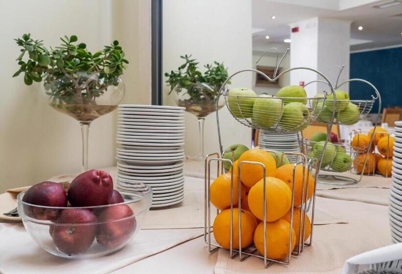 Отель Four Seasons