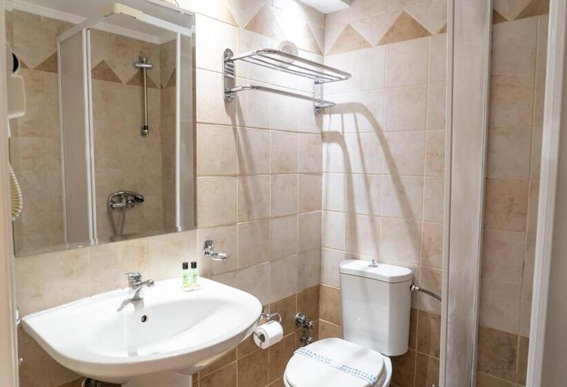 Отель Four Seasons