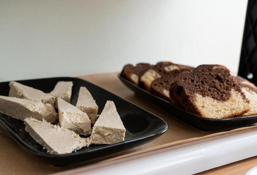 Отель Four Seasons