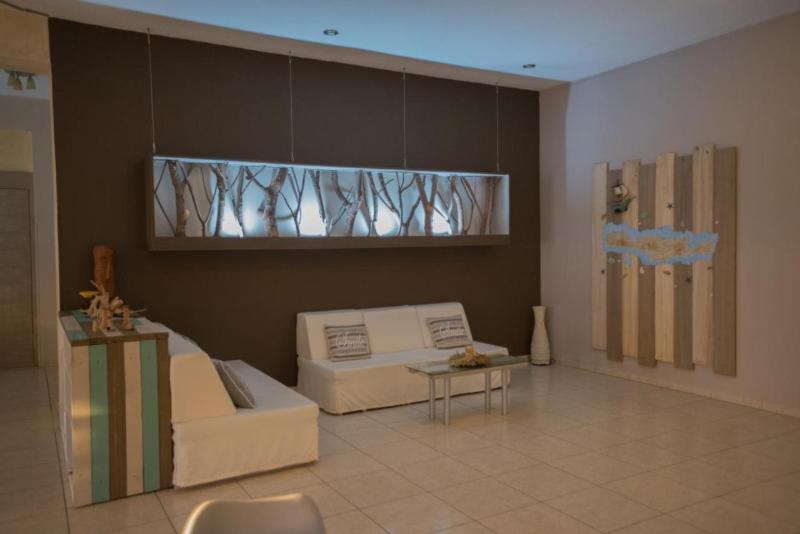 Отель Fragiskos