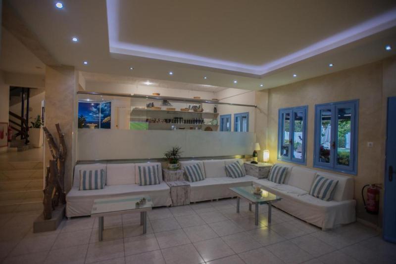 Отель Fragiskos