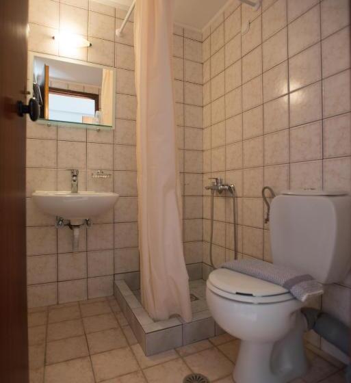 Отель Fragiskos