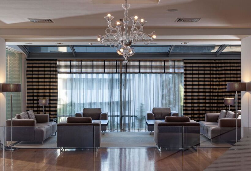 Отель Galaxy Iraklio