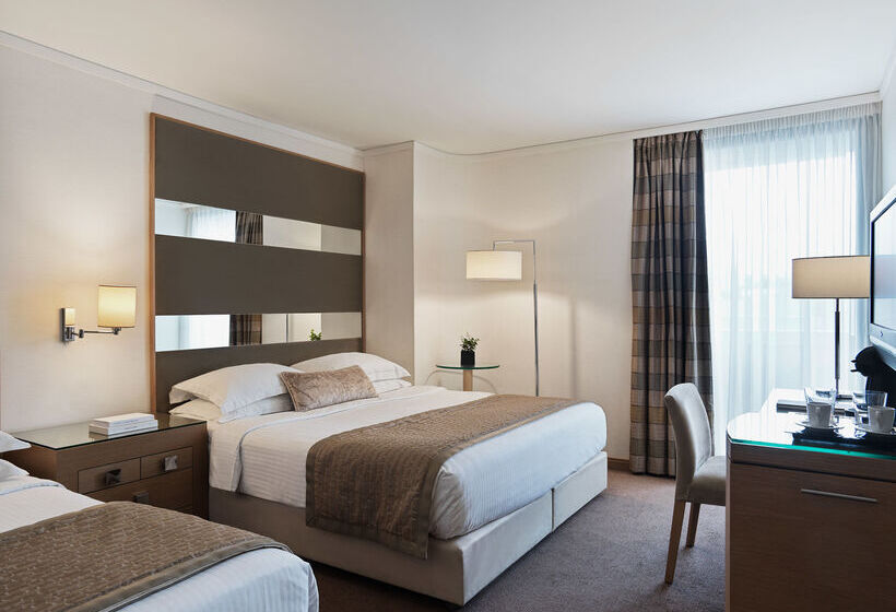 Отель Galaxy Iraklio