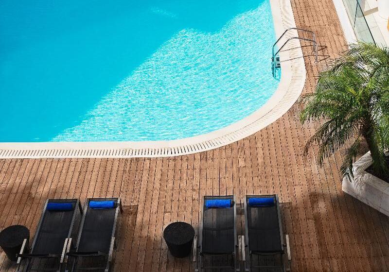 Отель Galaxy Iraklio