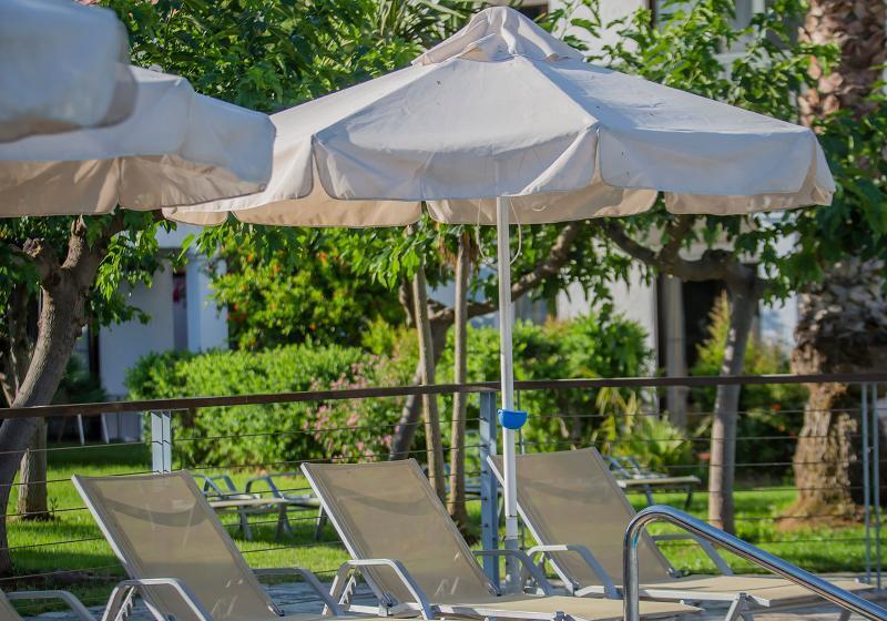 Golden Coast Hotel & Bungalows   All Inclusive