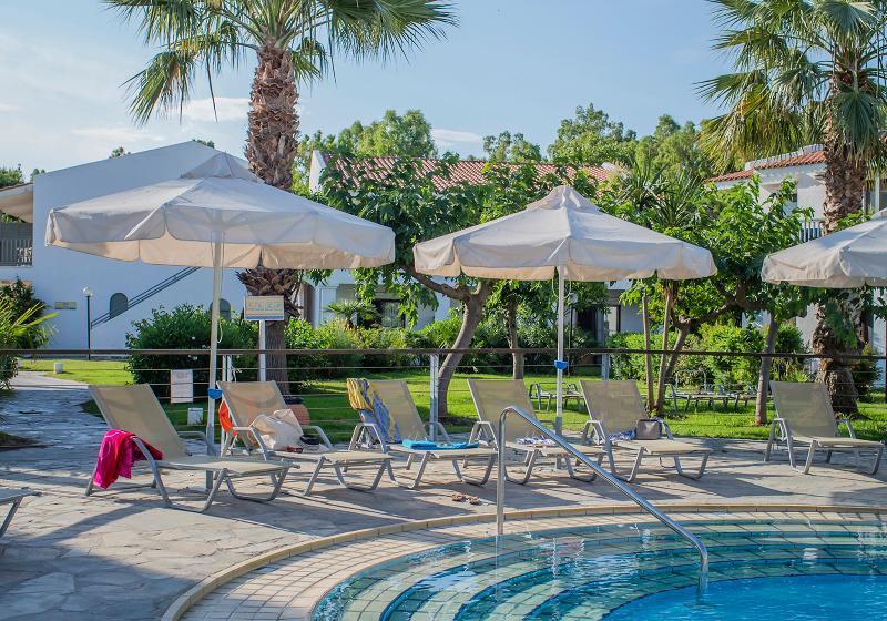 Golden Coast Hotel & Bungalows   All Inclusive