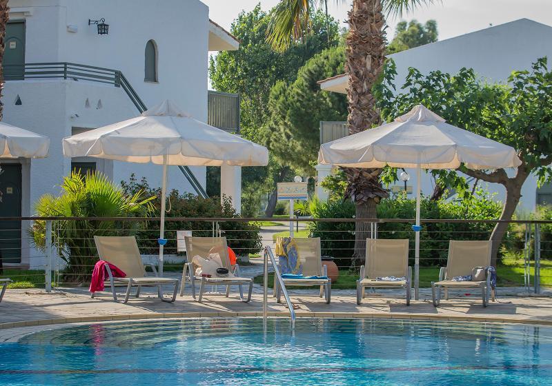 Golden Coast Hotel & Bungalows   All Inclusive