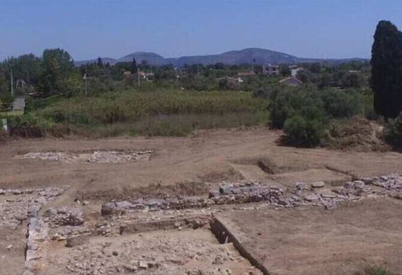 Golden Coast Hotel & Bungalows   All Inclusive