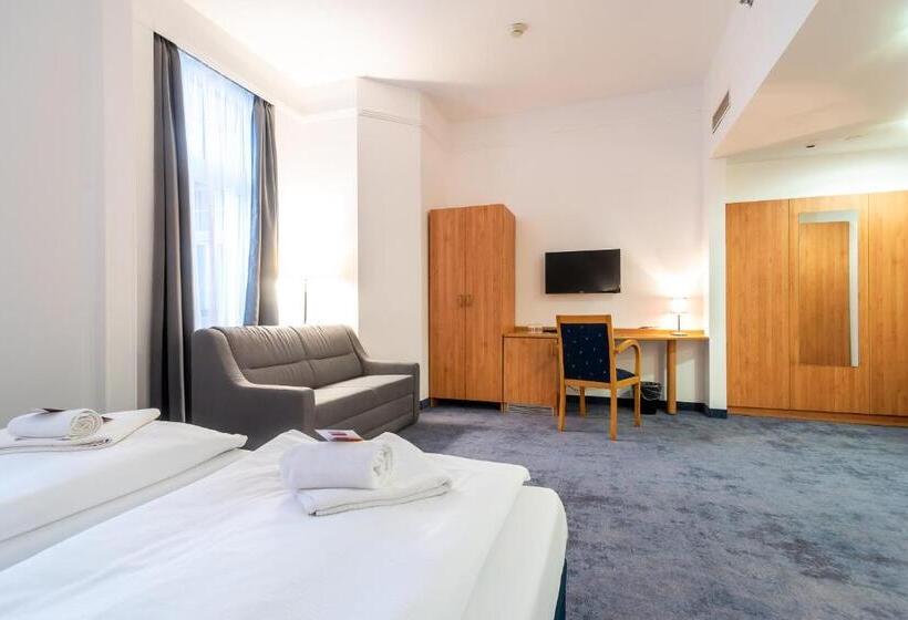 هتل Golden Park Budapest