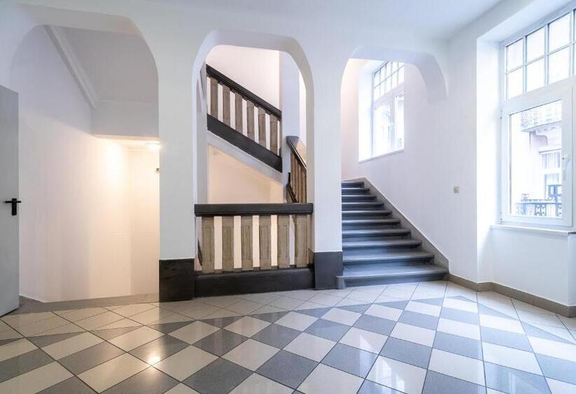 هتل Golden Park Budapest