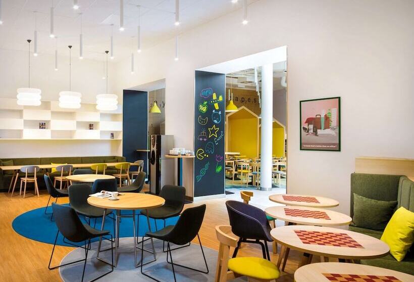 Отель Ibis Styles Budapest Center