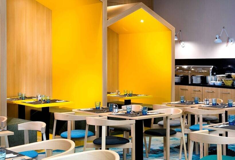 Отель Ibis Styles Budapest Center