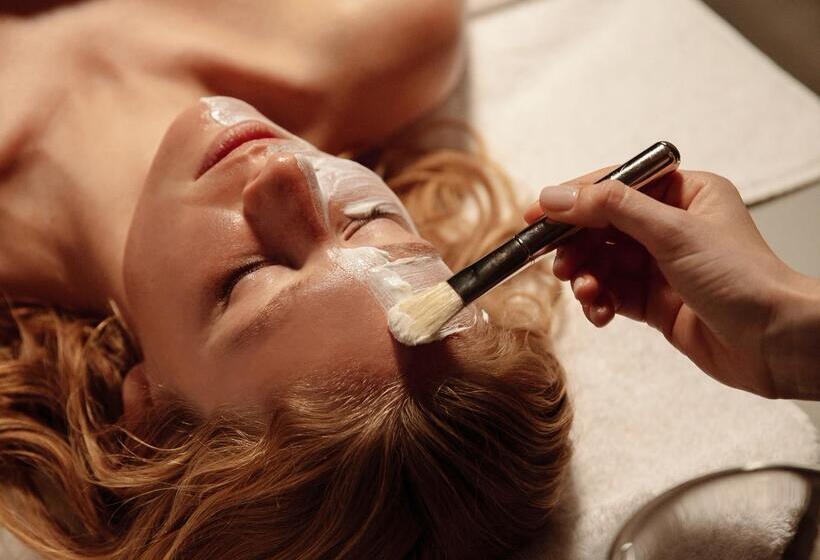 בית מלון כפרי Ikos Olivia