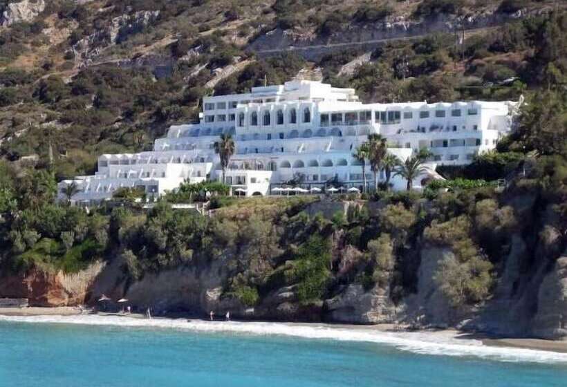 בית מלון כפרי Istron Bay