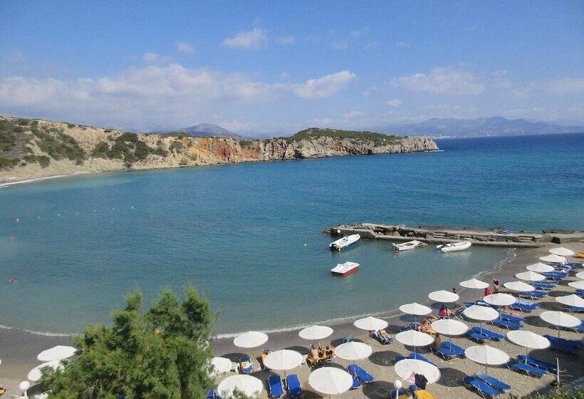 בית מלון כפרי Istron Bay