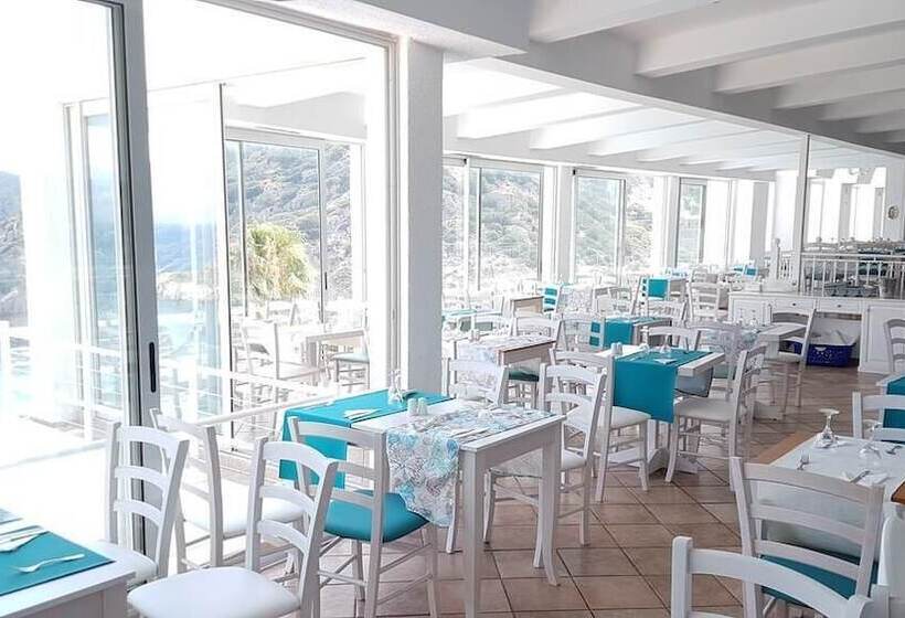 בית מלון כפרי Istron Bay