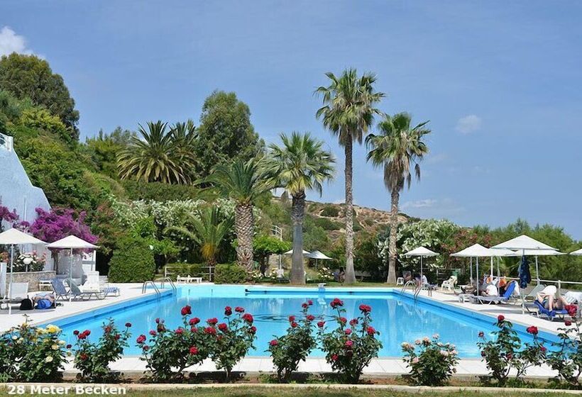 בית מלון כפרי Istron Bay