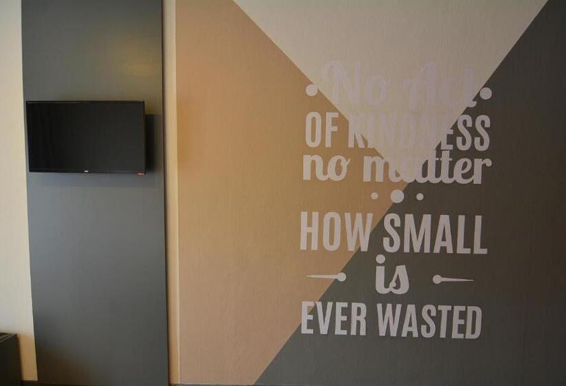 בית מלון כפרי King Alexander