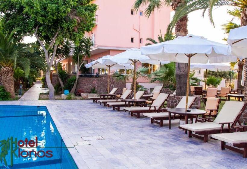 ホテル Klonos   Kyriakos Klonos