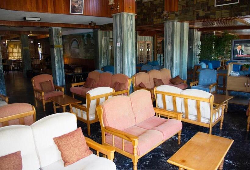 בית מלון כפרי Liberty