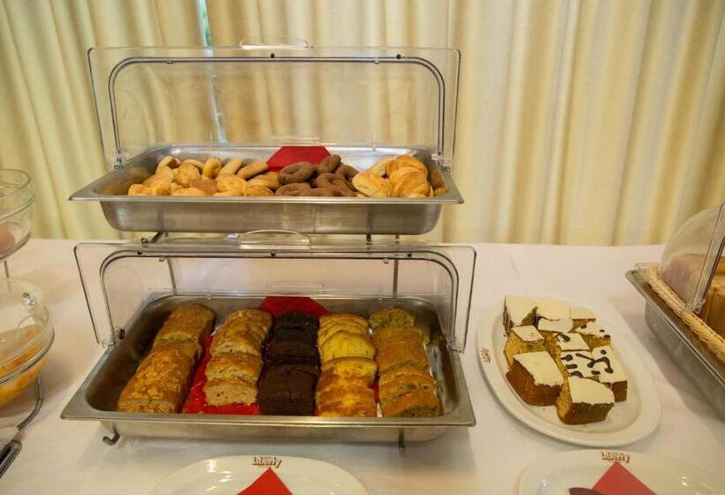 בית מלון כפרי Liberty