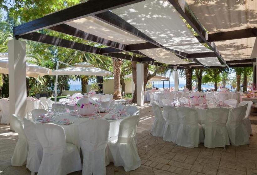 Long Beach Hotel & Resort