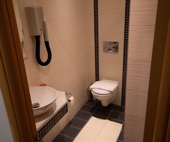 בית מלון כפרי Lydia