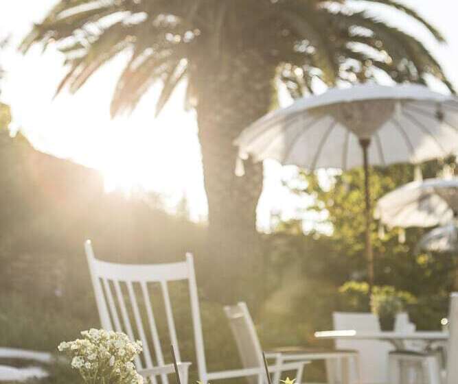 호텔 Mandraki Village Boutique