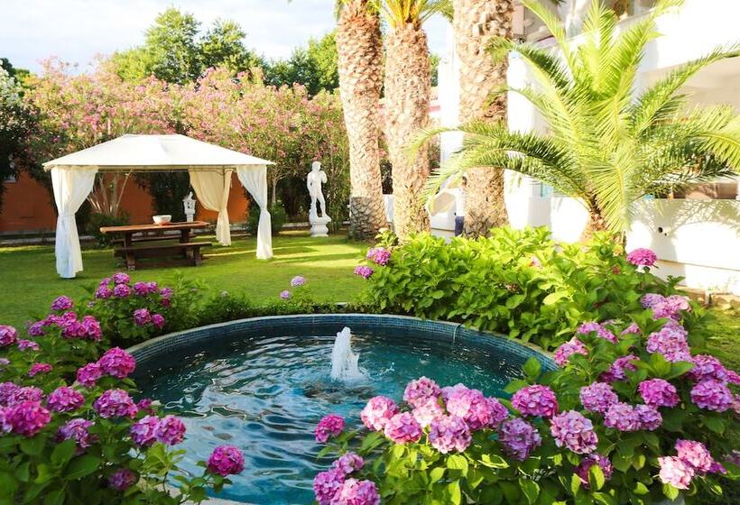 호텔 Mandraki Village Boutique