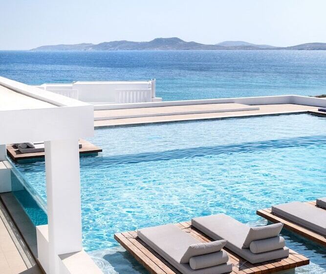 هتل Manoula S Beach Mykonos Resort