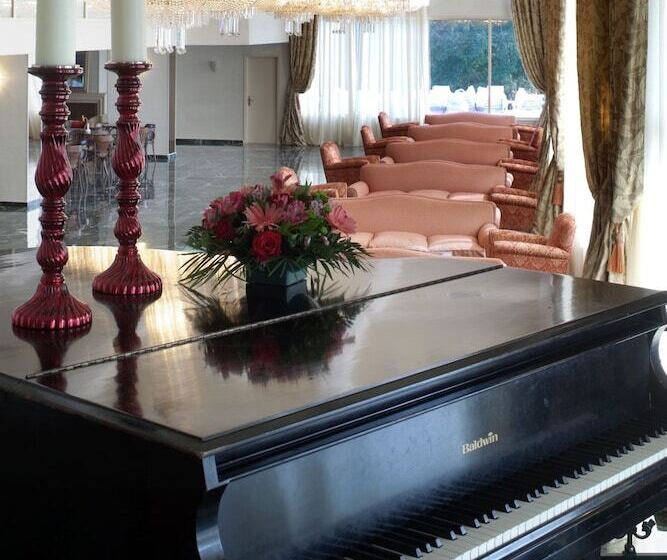 בית מלון כפרי Margarona Royal