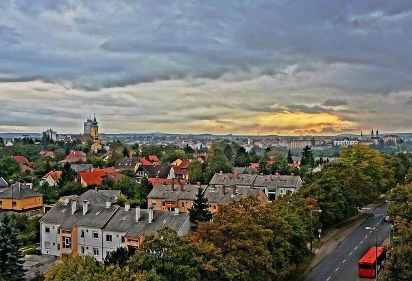 Отель Margaréta