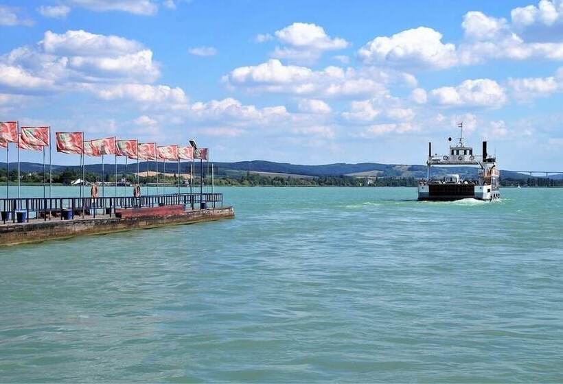 Отель Margaréta