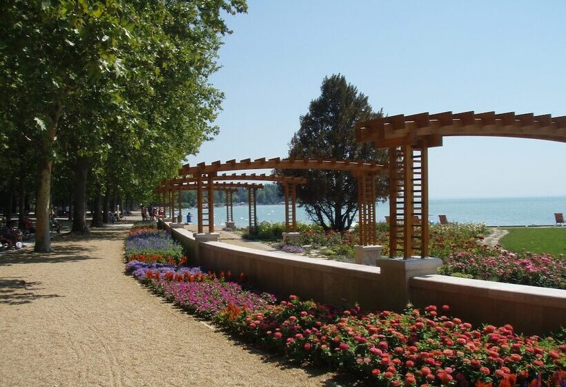 Отель Margaréta