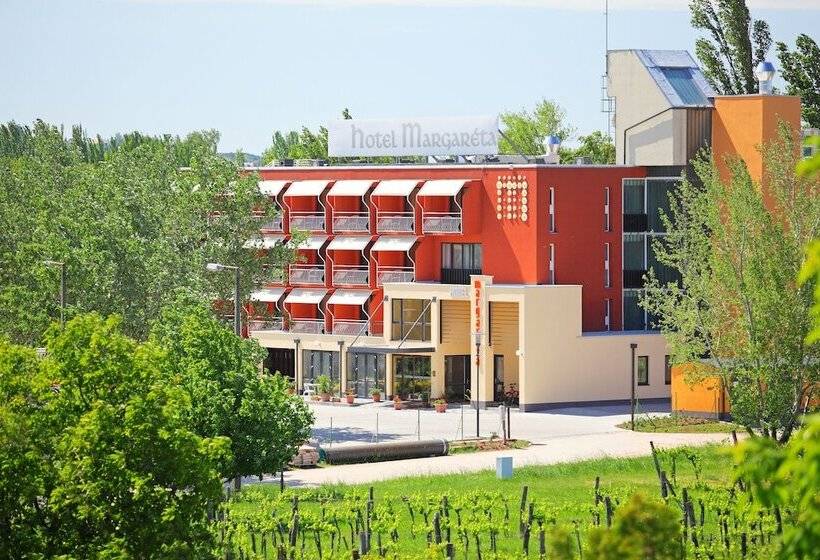 Отель Margaréta