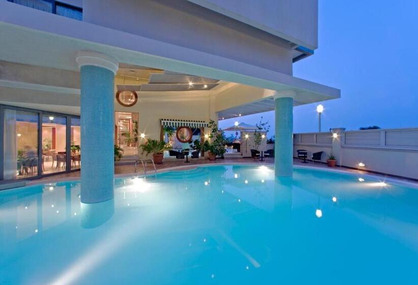 호텔 Mediterranean